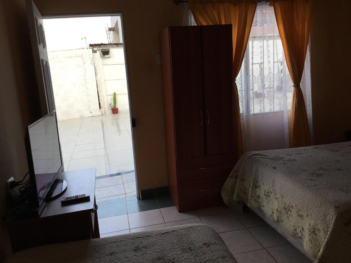 Hostal Playa Brava 칼데라 외부 사진