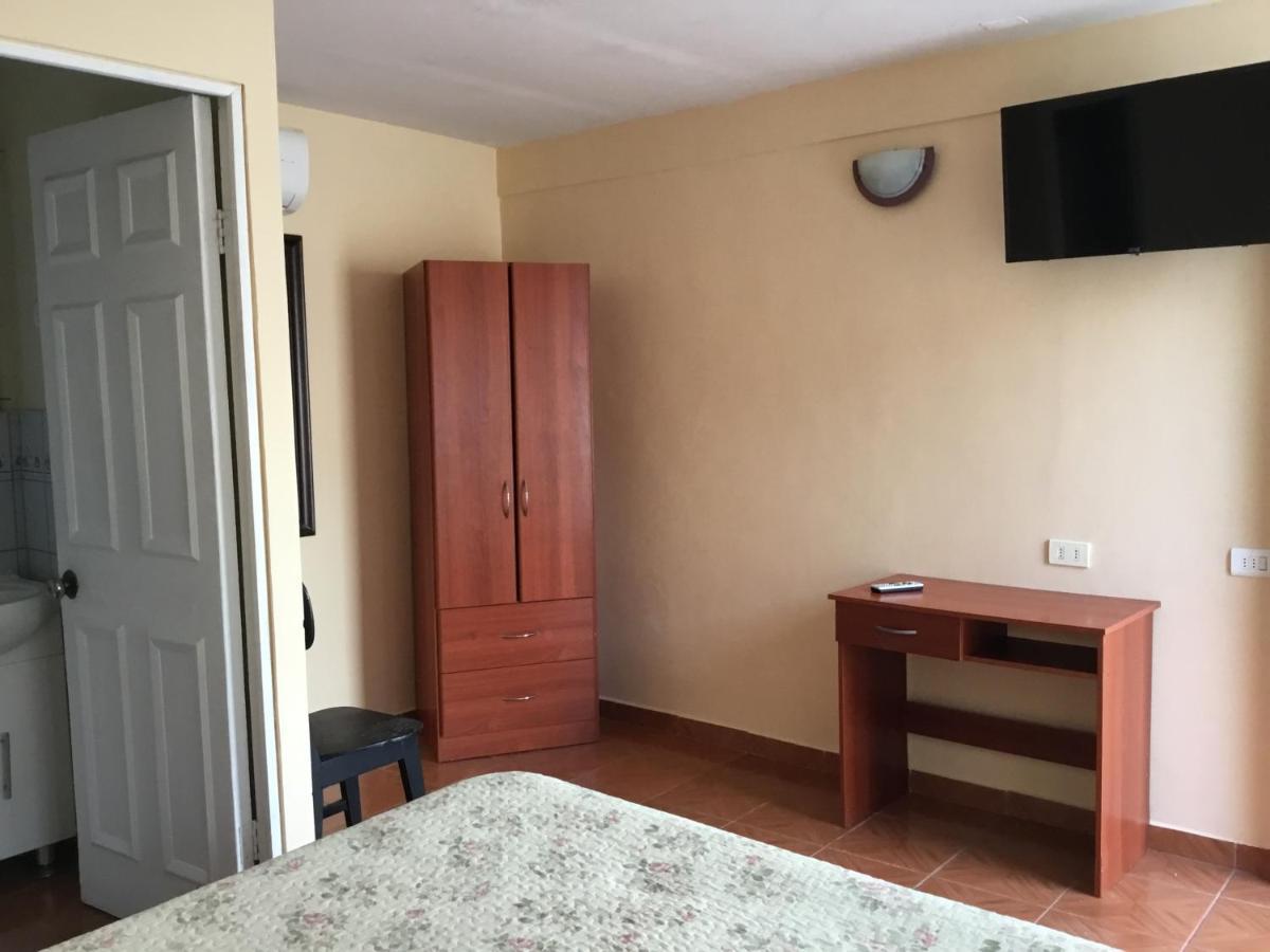 Hostal Playa Brava 칼데라 외부 사진